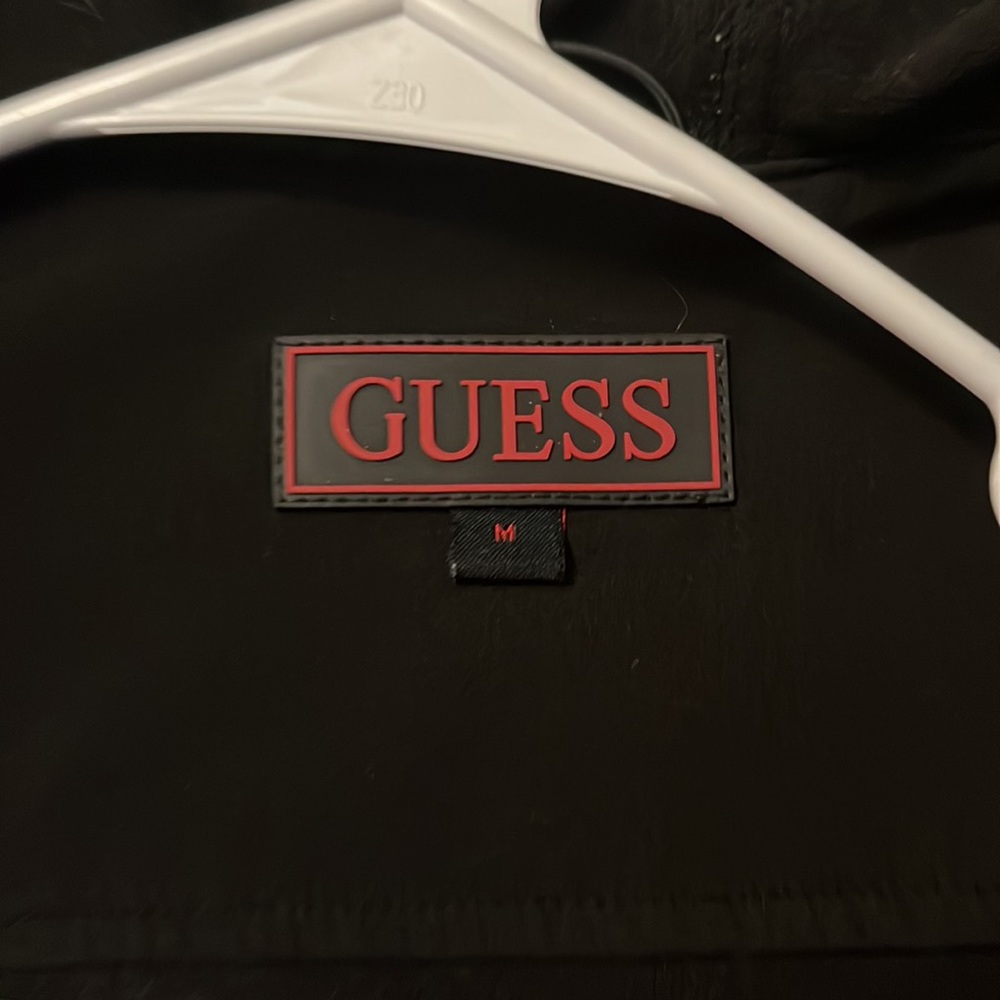 Guess coat - Picture 4 of 4